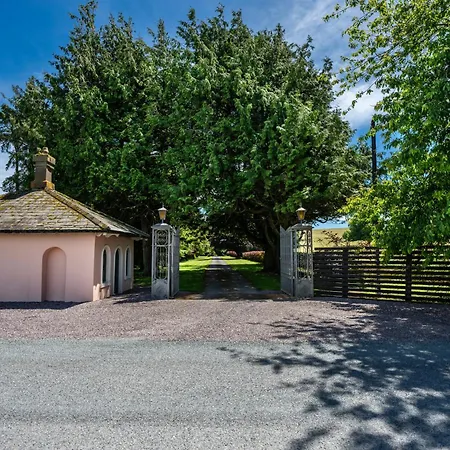 Pallastown House Courtyard *