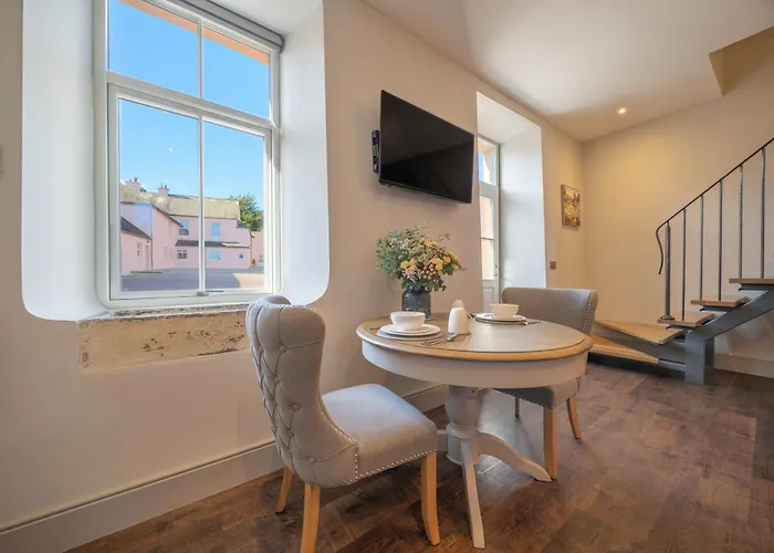 Feriehus Pallastown House Courtyard, Luxury Boutique Near Charming *