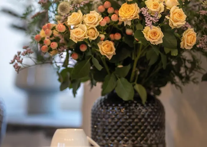 Pallastown House Courtyard, Luxury Boutique Near Charming Feriehus Kinsale